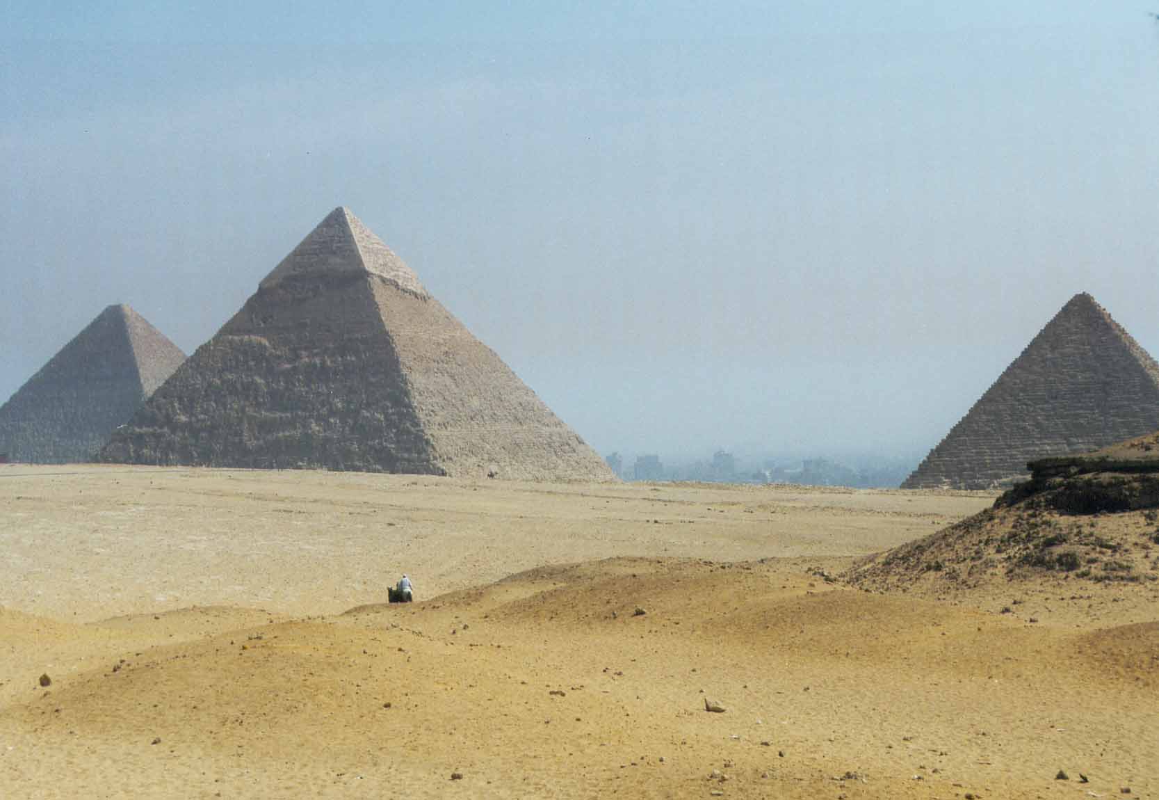 Les Pyramides de Guizh