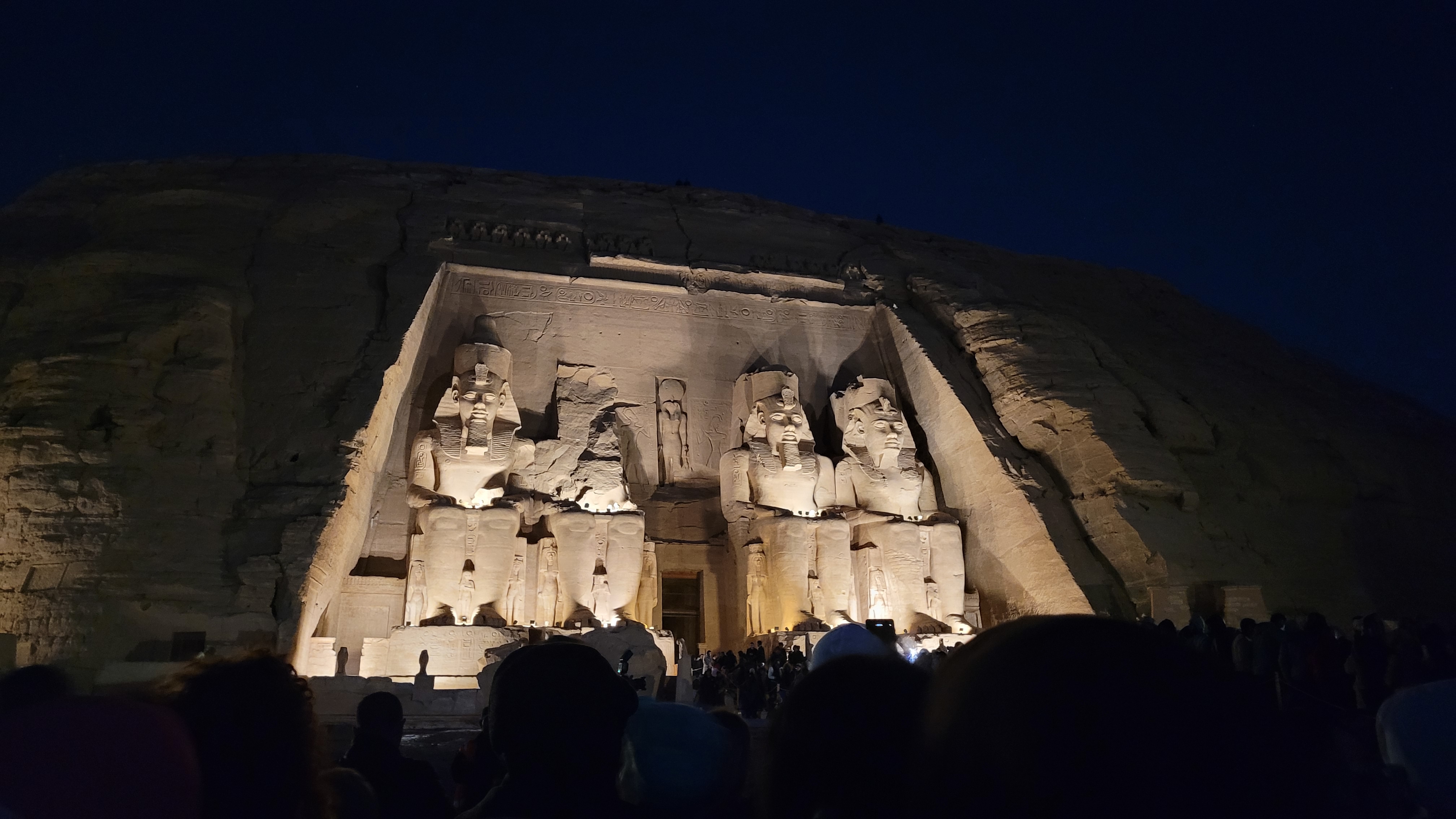 Abou Simbel, la nuit